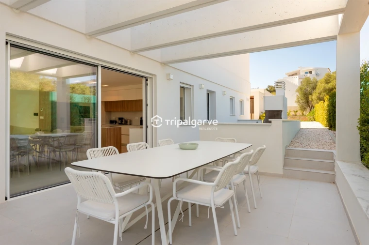 Moradia T6 para Venda em Alvor Foto 4