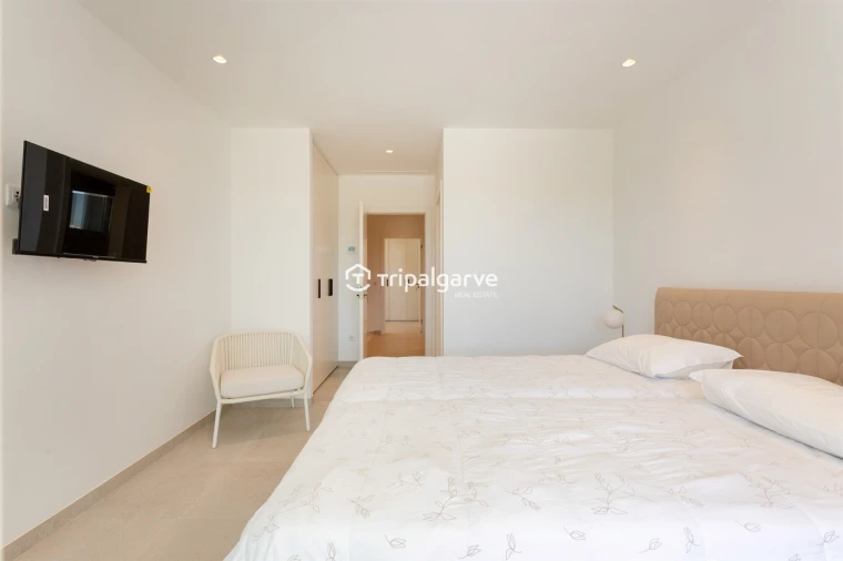 Moradia T6 para Venda em Alvor Foto 29