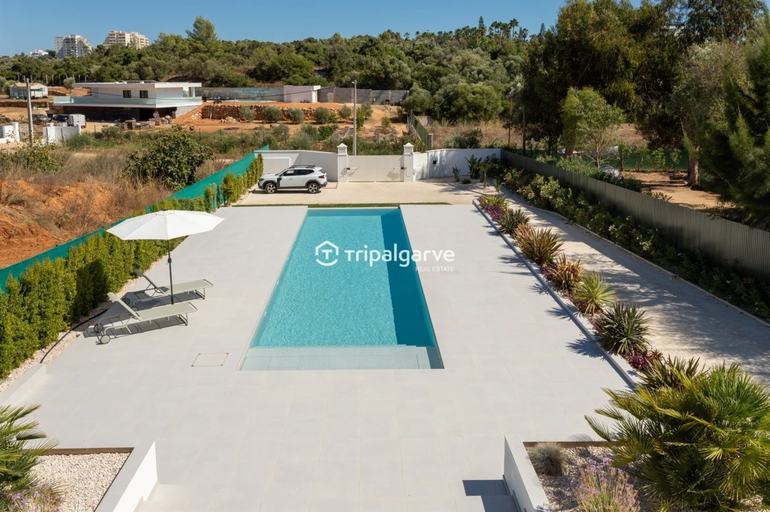 Moradia T6 para Venda em Alvor Foto 37