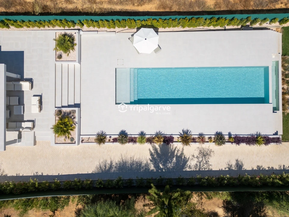 Moradia T6 para Venda em Alvor Foto 7