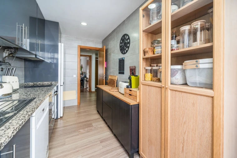 Apartamento T3 para Venda em Portimão Foto 13