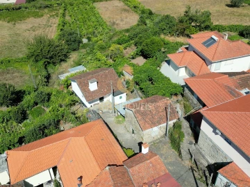 Moradia T2 para Venda em Fornelos