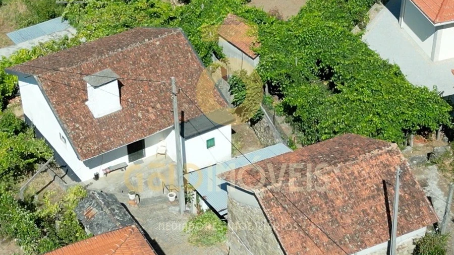 Moradia T2 para Venda em Fornelos