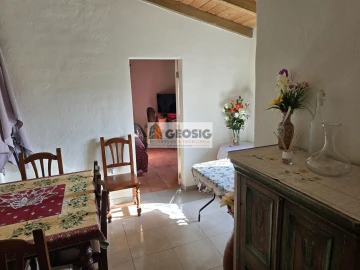 Moradia T2 para Venda em Santa Cruz