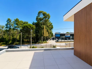 Moradia T3 para Venda em Barreiros e Cepões