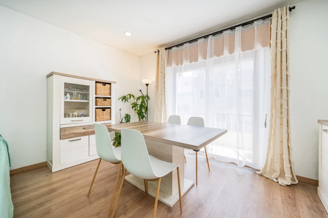 Apartamento T3 para Venda em Portimão Foto 7