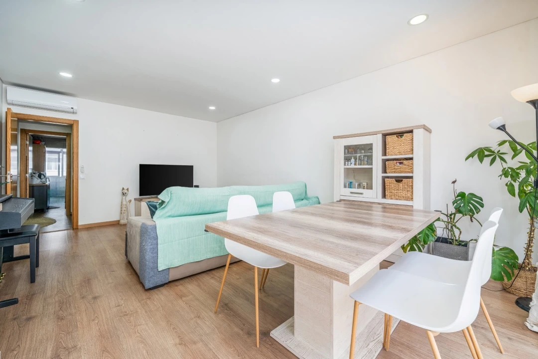 Apartamento T3 para Venda em Portimão Foto 11