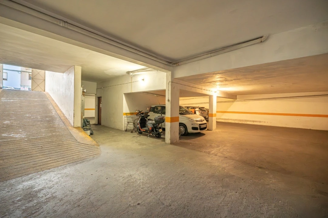 Apartamento T3 para Venda em Portimão Foto 29