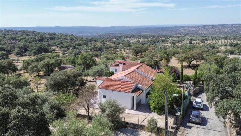 Moradia T3 para Venda em Monfortinho e Salvaterra do Extremo