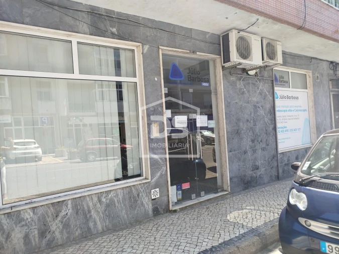 Loja para Arrendamento em Viseu Foto 6