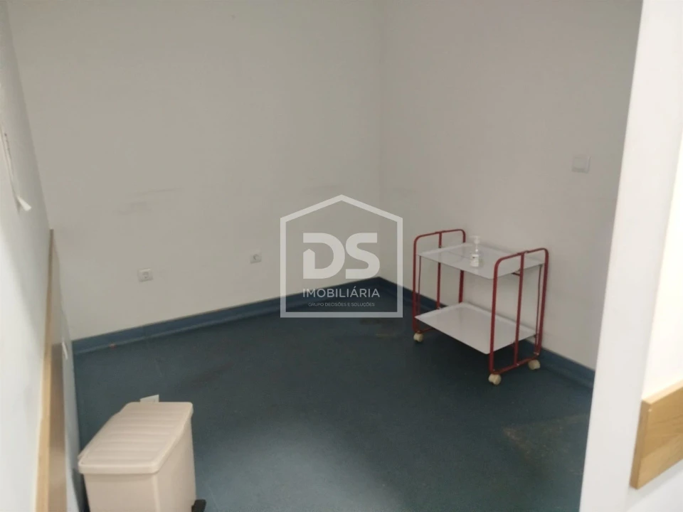 Loja para Venda em Viseu Foto 16
