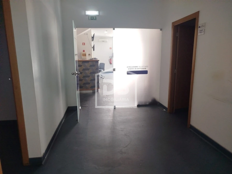 Loja para Venda em Viseu Foto 17