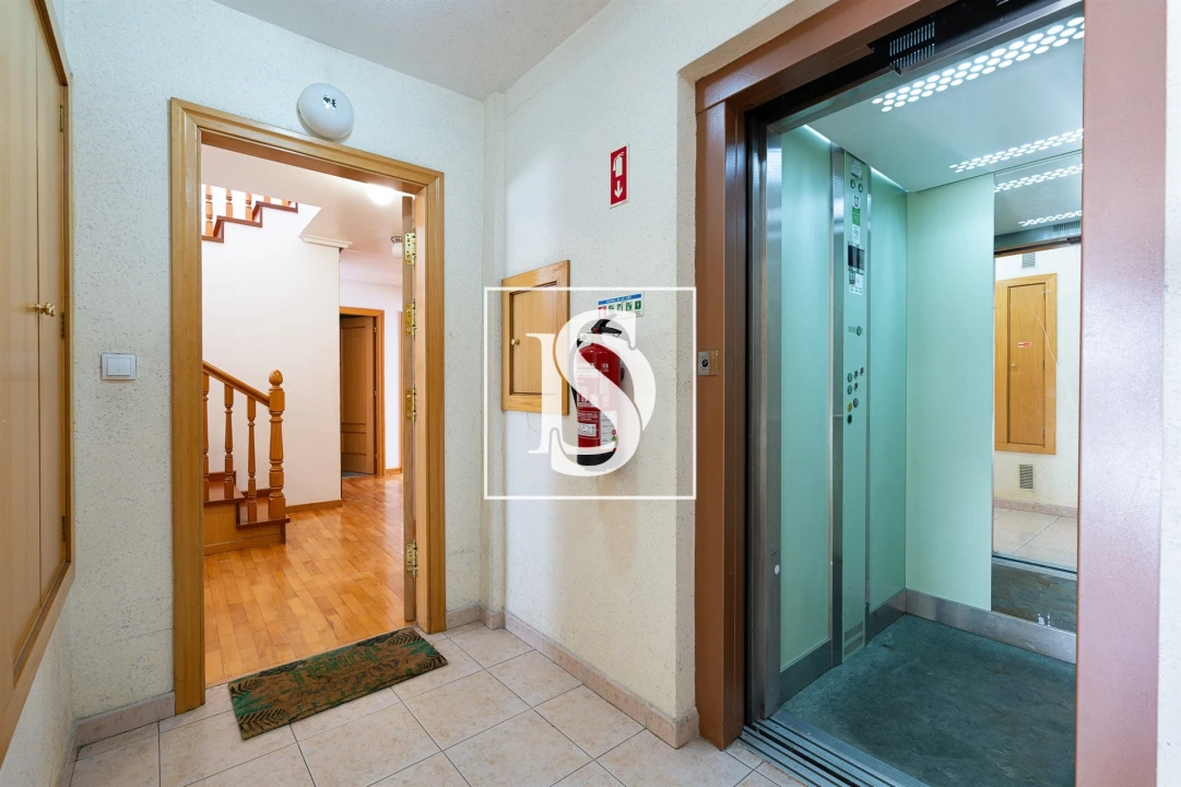 Apartamento T4 para Venda em Alhos Vedros Foto 46