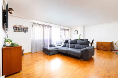Apartamento T4 para Venda em Alhos Vedros