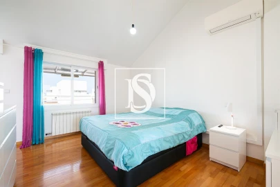 Apartamento T4 para Venda em Alhos Vedros