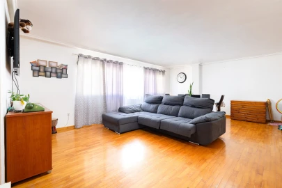 Apartamento T4 para Venda em Alhos Vedros
