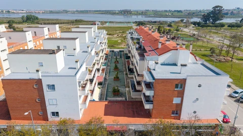 Apartamento T4 para Venda em Alhos Vedros