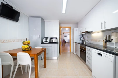 Apartamento T4 para Venda em Alhos Vedros