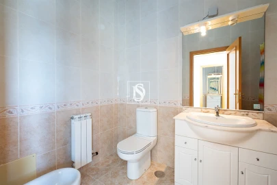 Apartamento T4 para Venda em Alhos Vedros