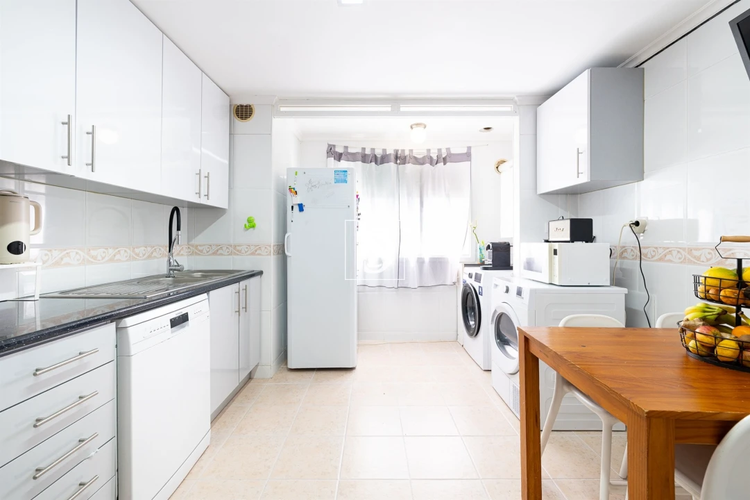 Apartamento T4 para Venda em Alhos Vedros Foto 2