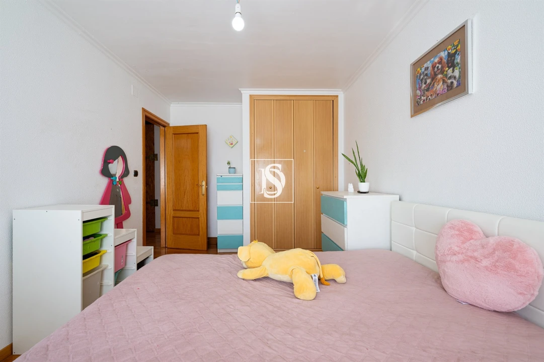 Apartamento T4 para Venda em Alhos Vedros Foto 16