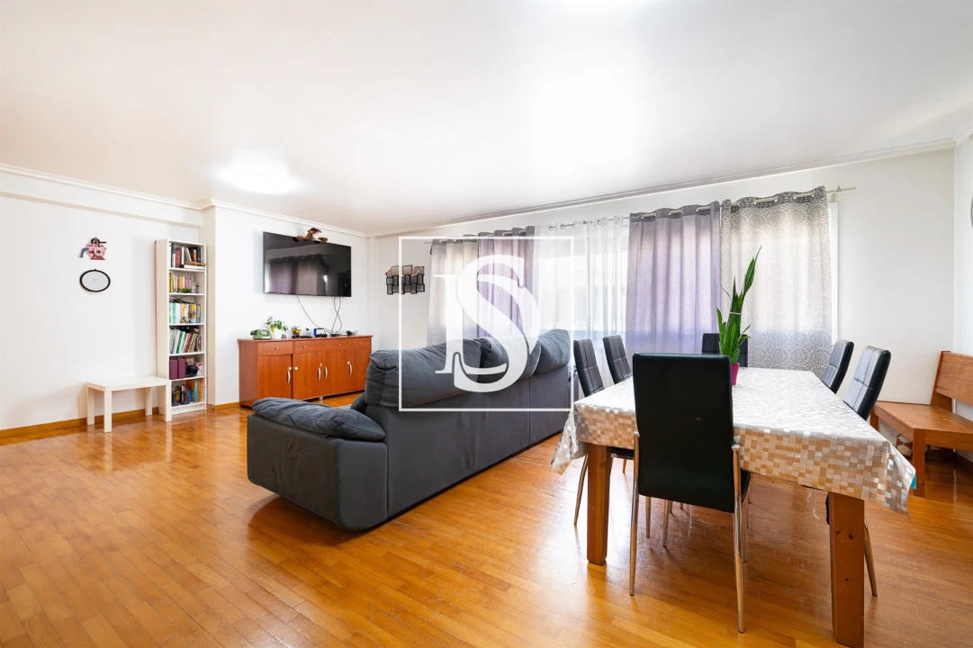 Apartamento T4 para Venda em Alhos Vedros Foto 3