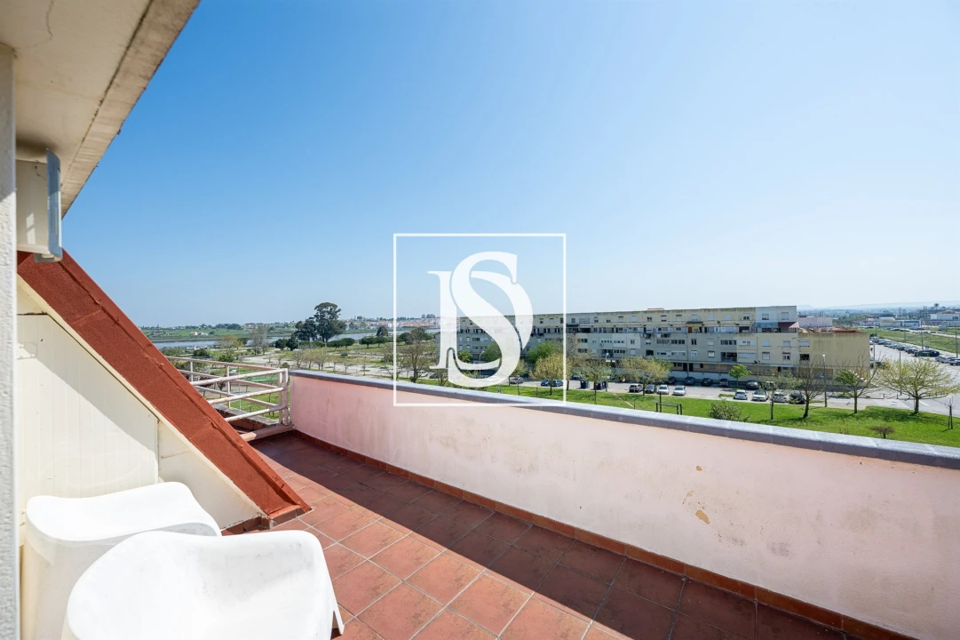Apartamento T4 para Venda em Alhos Vedros Foto 45