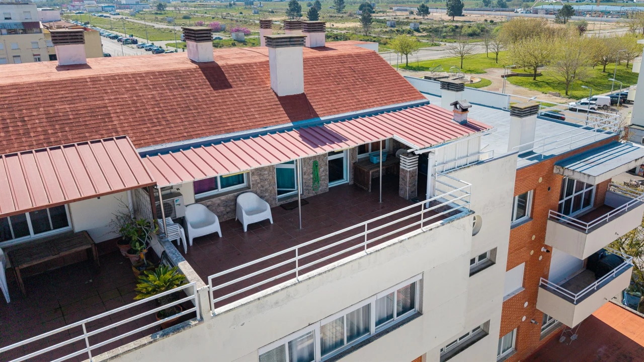Apartamento T4 para Venda em Alhos Vedros Foto 64