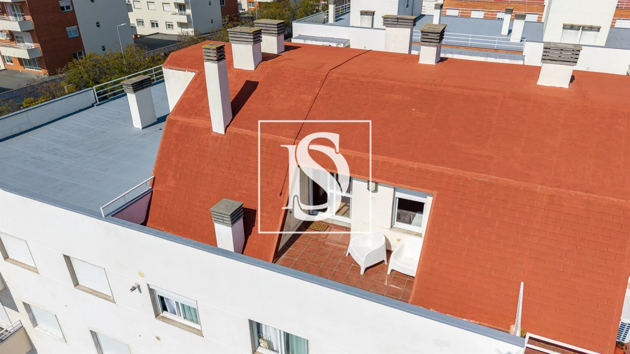 Apartamento T4 para Venda em Alhos Vedros Foto 36