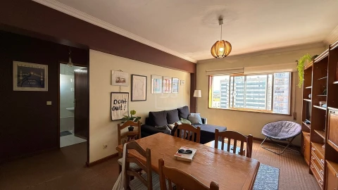 Apartamento T1 para Venda em Póvoa de Varzim, Beiriz e Argivai