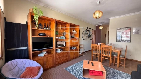 Apartamento T1 para Venda em Póvoa de Varzim, Beiriz e Argivai