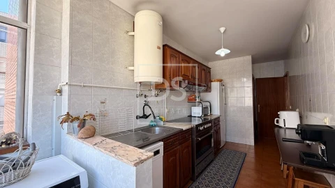 Apartamento T1 para Venda em Póvoa de Varzim, Beiriz e Argivai