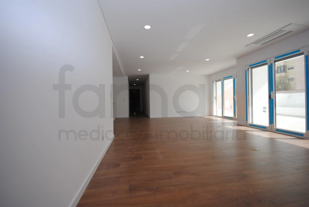 Apartamento T3 para Venda em Cascais e Estoril Foto 15