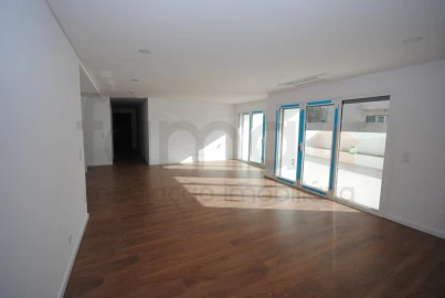 Apartamento T3 para Venda em Cascais e Estoril
