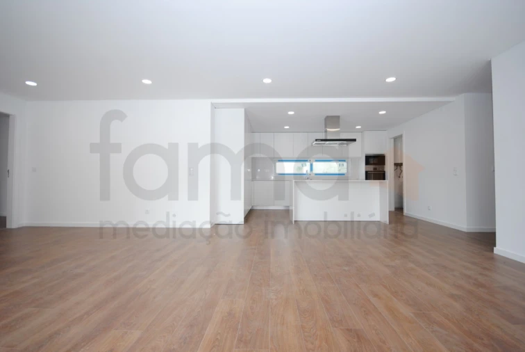 Apartamento T3 para Venda em Cascais e Estoril Foto 16