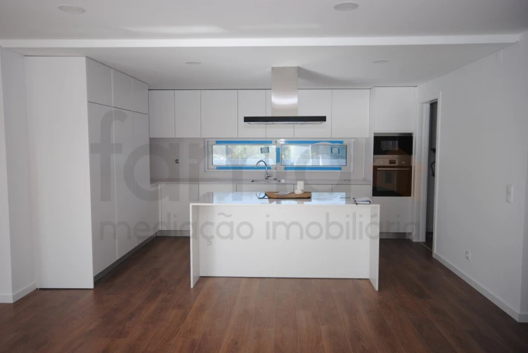 Apartamento T3 para Venda em Cascais e Estoril Foto 58