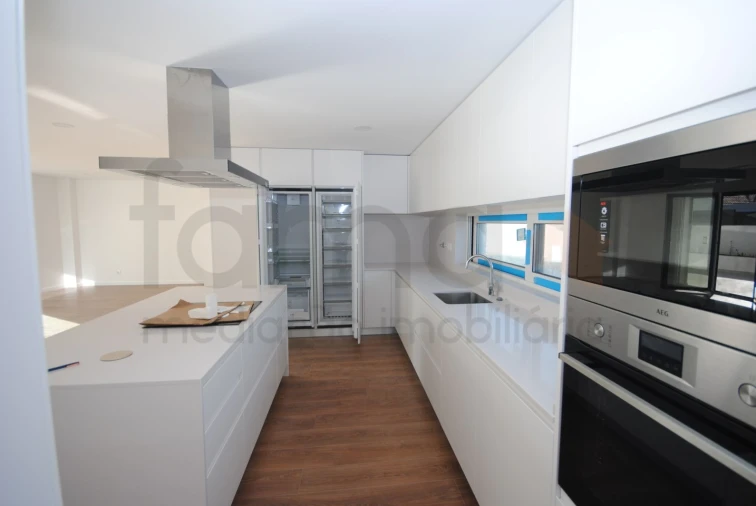 Apartamento T3 para Venda em Cascais e Estoril Foto 65