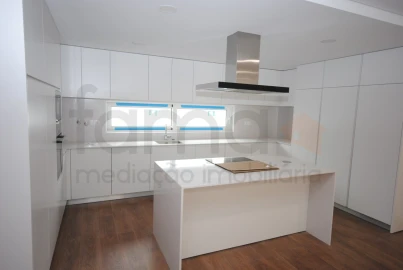 Apartamento T2 para Venda em Cascais e Estoril
