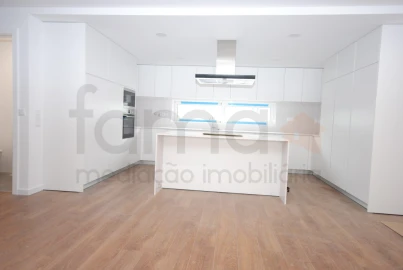 Apartamento T2 para Venda em Cascais e Estoril