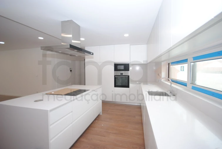 Apartamento T2 para Venda em Cascais e Estoril Foto 27