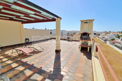 Apartamento T1 para Arrendamento em Altura