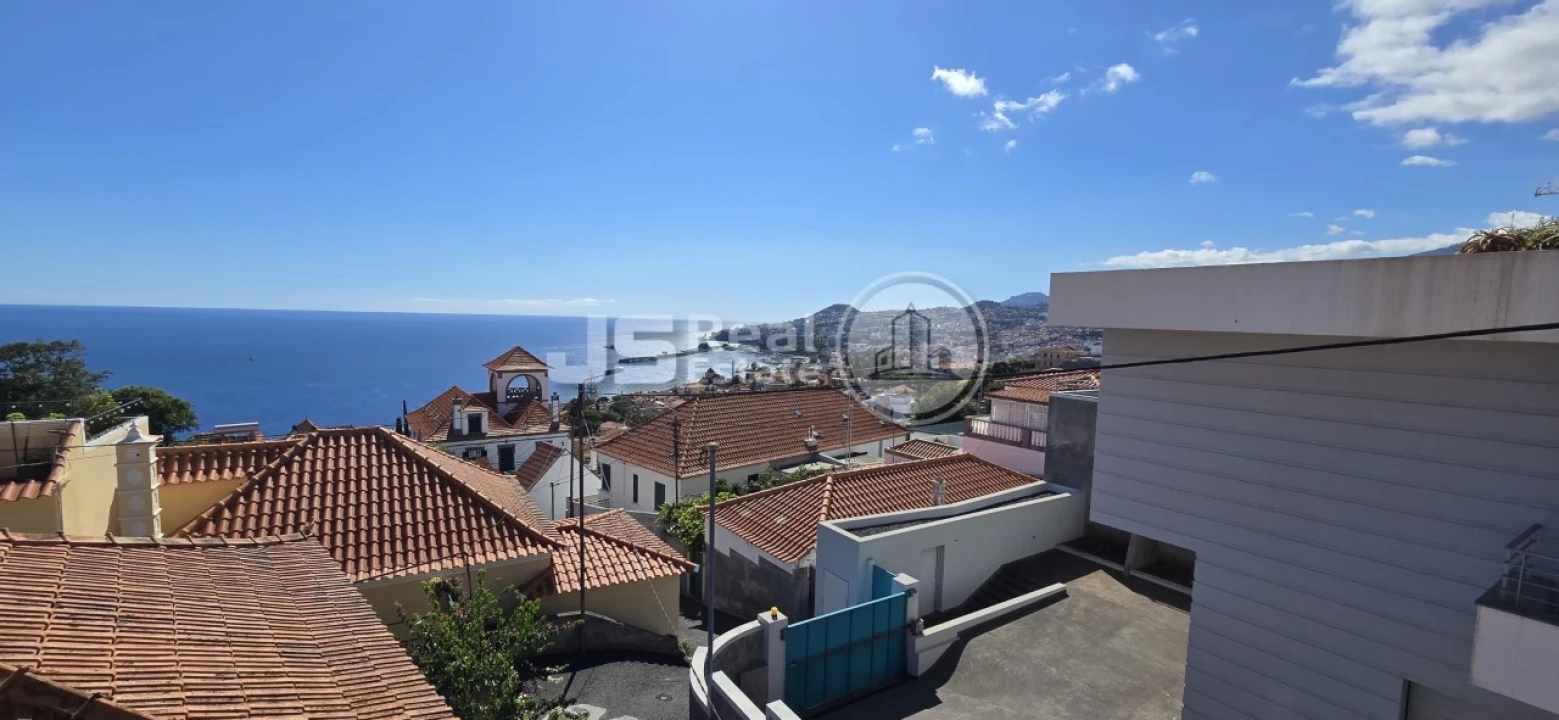 Moradia para Venda em Funchal (Santa Maria Maior) Foto 29