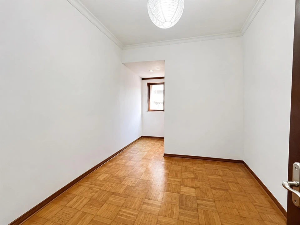 Apartamento T4 para Arrendamento em Glória e Vera Cruz Foto 19