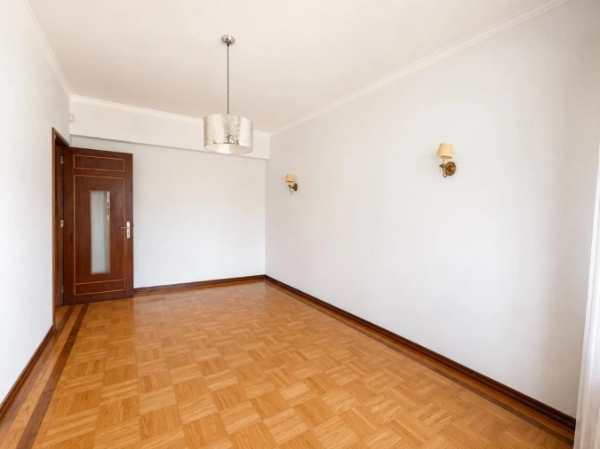 Apartamento T4 para Arrendamento em Glória e Vera Cruz Foto 5