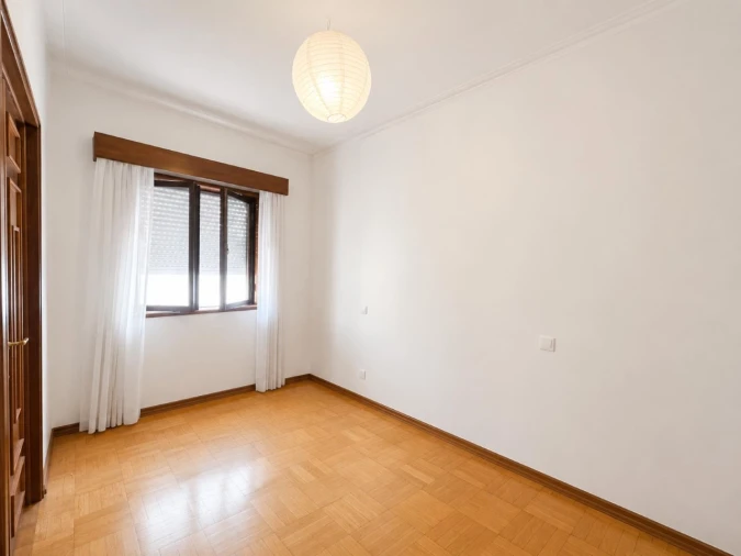 Apartamento T4 para Arrendamento em Glória e Vera Cruz Foto 13