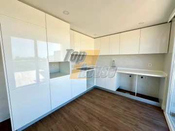 Apartamento T2 para Arrendamento em Costa da Caparica