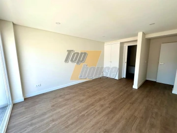 Apartamento T2 para Arrendamento em Costa da Caparica