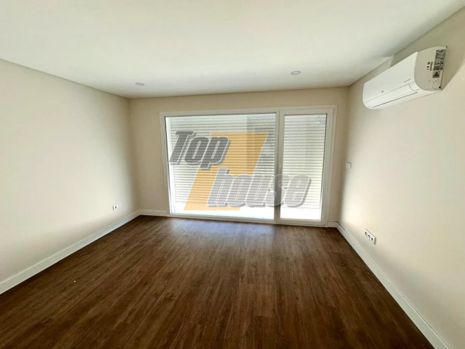Apartamento T2 para Arrendamento em Costa da Caparica Foto 8