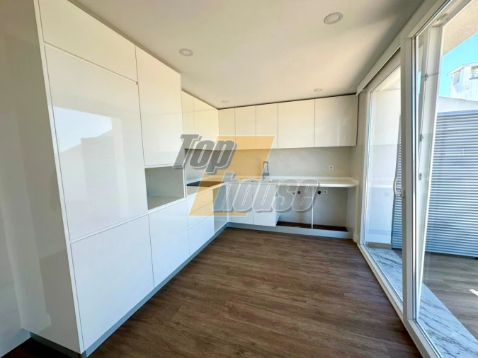 Apartamento T2 para Arrendamento em Costa da Caparica Foto 6