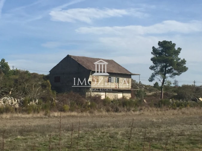 Terreno para Venda em Vila Chã Foto 2